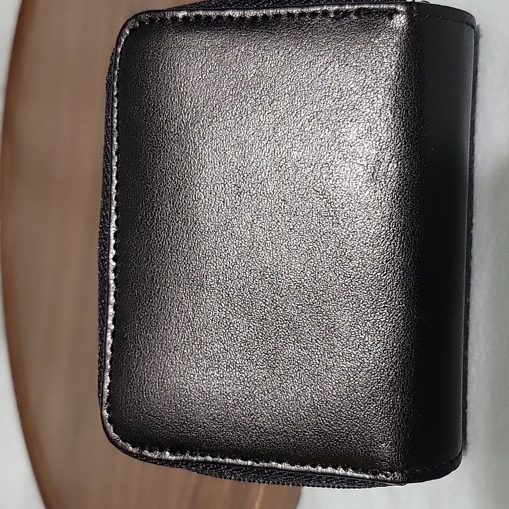 Buxton Black Leather Card Wallet Mint Condition - Picture 3 of 6